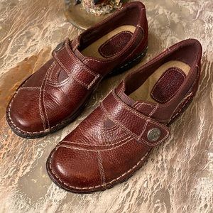 Earth Origins Evelyn leather slip on 7M